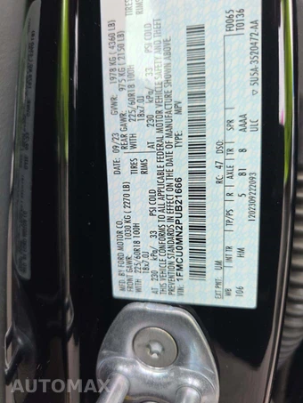 2023 Ford Escape ST-Line – miniatura 2