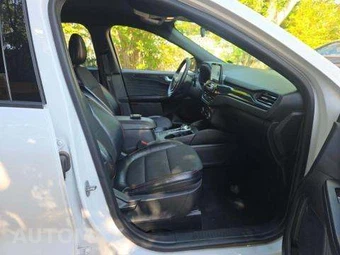 2023 Ford Escape ST-Line – miniatura 18