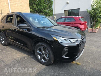 2023 Ford Escape ST-Line – miniatura 4