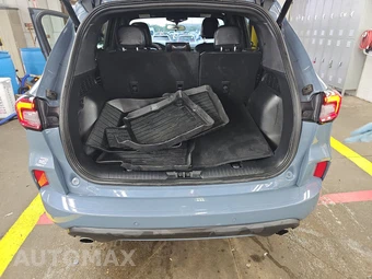 2023 Ford Escape ST-Line - miniatura 11