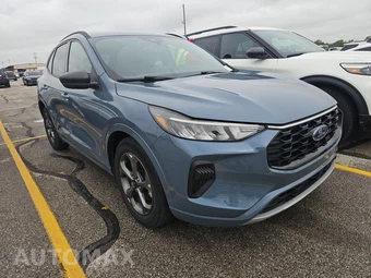 2023 Ford Escape ST-Line - miniatura 3