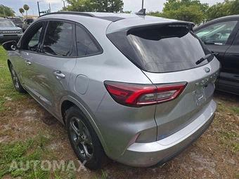 2023 Ford Escape ST-Line - miniatura 2