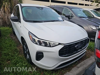 2023 Ford Escape ST-Line – miniatura 2