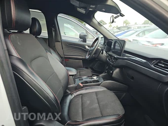 2023 Ford Escape ST-Line – miniatura 8