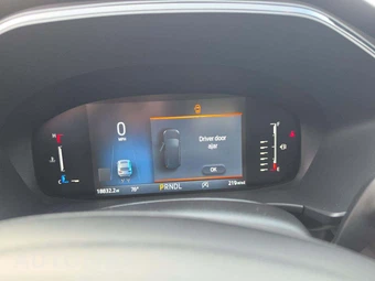 2023 Ford Escape ST-Line – miniatura 6