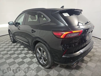2023 Ford Escape ST-Line - miniatura 6