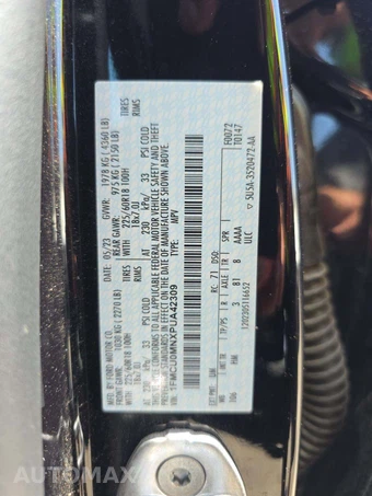 2023 Ford Escape ST-Line – miniatura 5