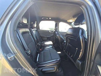 2023 Ford Escape ST-Line – miniatura 16