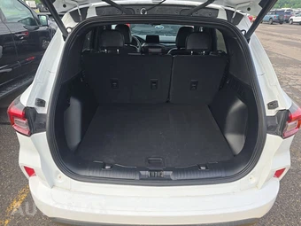 2023 Ford Escape ST-Line - miniatura 16