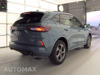 2023 Ford Escape ST-Line - miniatura 4