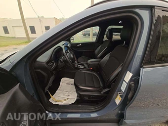 2023 Ford Escape ST-Line - miniatura 3
