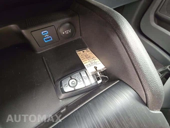 2023 Ford Escape ST-Line - miniatura 5