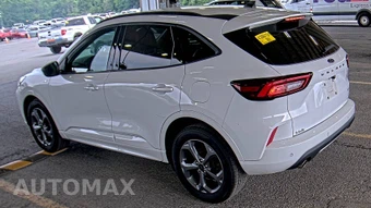 2023 Ford Escape ST-Line - miniatura 6