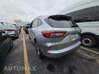 2023 Ford Escape ST-Line - miniatura 2
