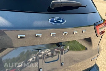 2023 Ford Escape ST-Line - miniatura 14