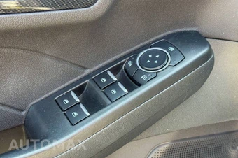 2023 Ford Escape ST-Line - miniatura 22