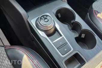 2023 Ford Escape ST-Line - miniatura 30