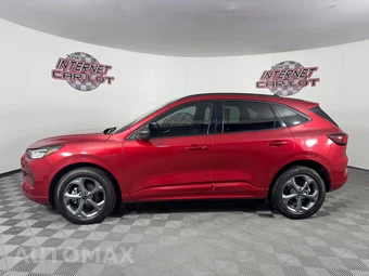 2023 Ford Escape ST-Line - miniatura 4