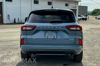 2023 Ford Escape ST-Line - miniatura 4