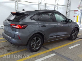 2023 Ford Escape ST-Line - miniatura 4