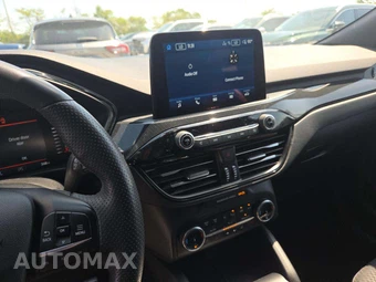 2023 Ford Escape ST-Line – miniatura 10