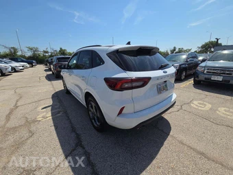 2023 Ford Escape ST-Line – miniatura 2