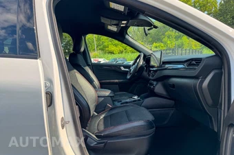 2023 Ford Escape ST-Line - miniatura 11