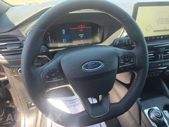 2023 Ford Escape ST-Line - miniatura 10