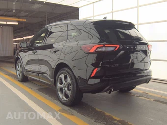 2023 Ford Escape ST-Line - miniatura 6