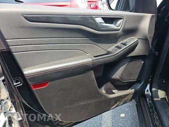 2023 Ford Escape ST-Line - miniatura 30