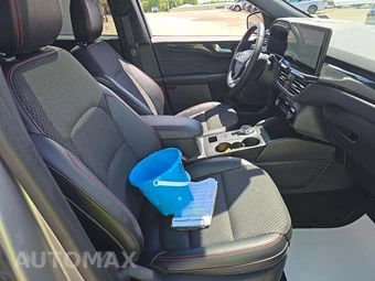2023 Ford Escape ST-Line – miniatura 18