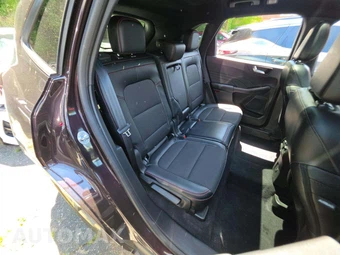 2023 Ford Escape ST-Line - miniatura 16
