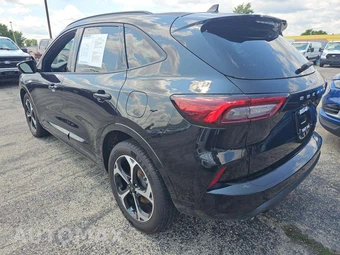 2023 Ford Escape ST-Line Elite - miniatura 2