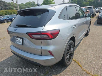 2023 Ford Escape ST-Line Elite - miniatura 3