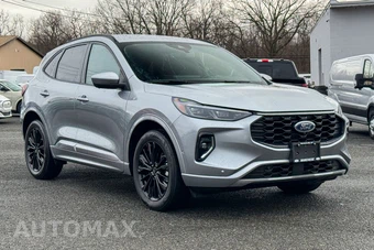 2023 Ford Escape ST-Line Elite