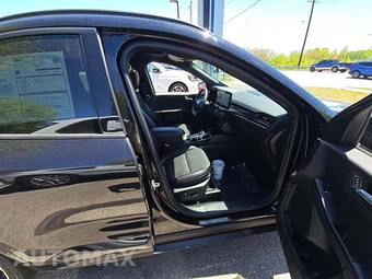 2023 Ford Escape ST-Line Select – miniatura 18