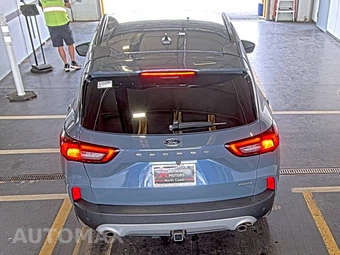 2023 Ford Escape ST-Line Select – miniatura 5