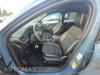 2023 Ford Escape ST-Line Select – miniatura 7