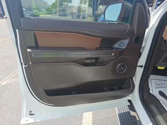 2023 Ford Expedition MAX King Ranch - miniatura 9
