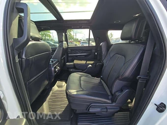 2023 Ford Expedition MAX Platinum - miniatura 13