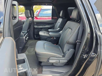 2023 Ford Expedition MAX Platinum - miniatura 13