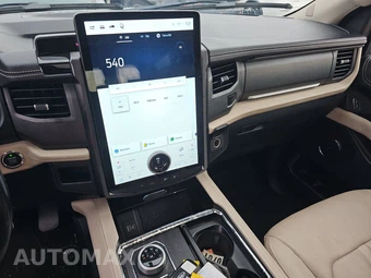 2023 Ford Expedition MAX Platinum - miniatura 6
