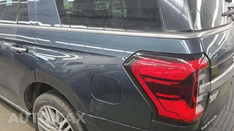 2023 Ford Expedition Platinum - miniatura 31