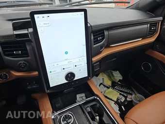 2023 Ford Expedition Platinum - miniatura 6