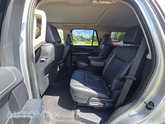 2023 Ford Expedition XLT - miniatura 10