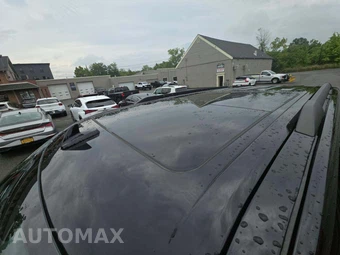 2023 Ford Expedition XLT - miniatura 8
