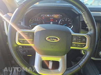 2023 Ford Expedition XLT - miniatura 10