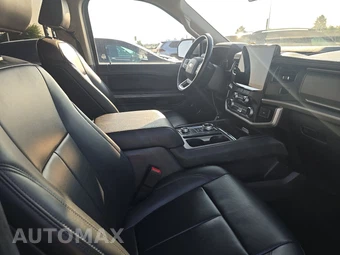 2023 Ford Expedition XLT - miniatura 8