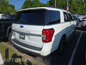 2023 Ford Expedition XLT - miniatura 3