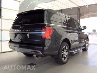 2023 Ford Expedition XLT - miniatura 4